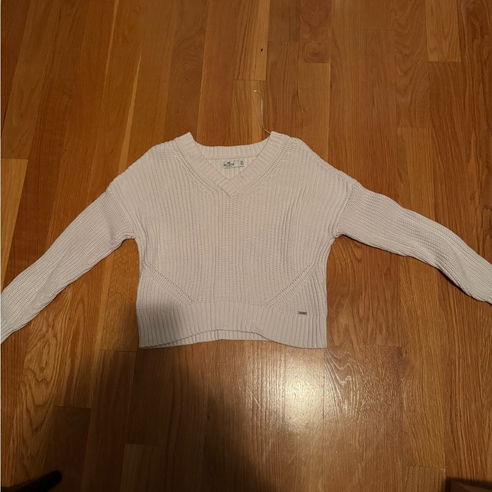 Hollister White Knit Vneck Sweater